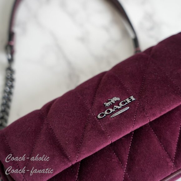 NWT COACH Hailey Flap Bag Velvet Organic Cotton With Quilting Burgundy CCE13 - Picture 7 of 13